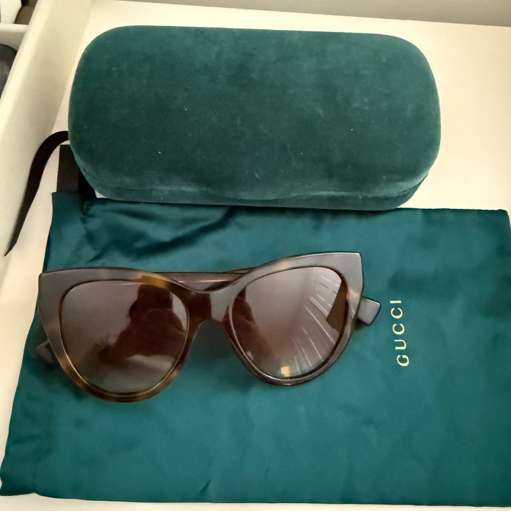 Gucci Womens Sunglasses